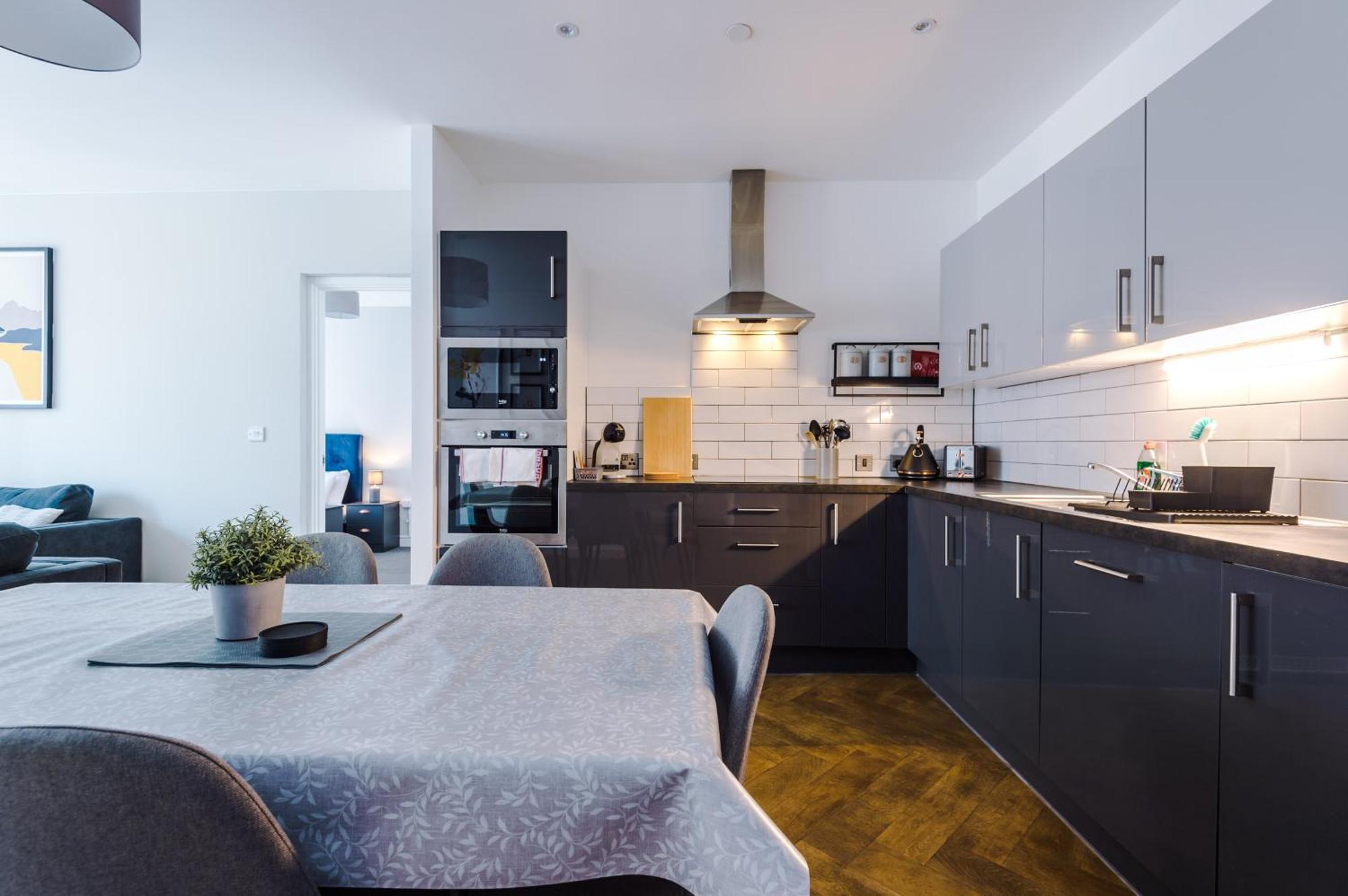Hilltop Serviced Apartments - Ancoats Манчестер Екстер'єр фото
