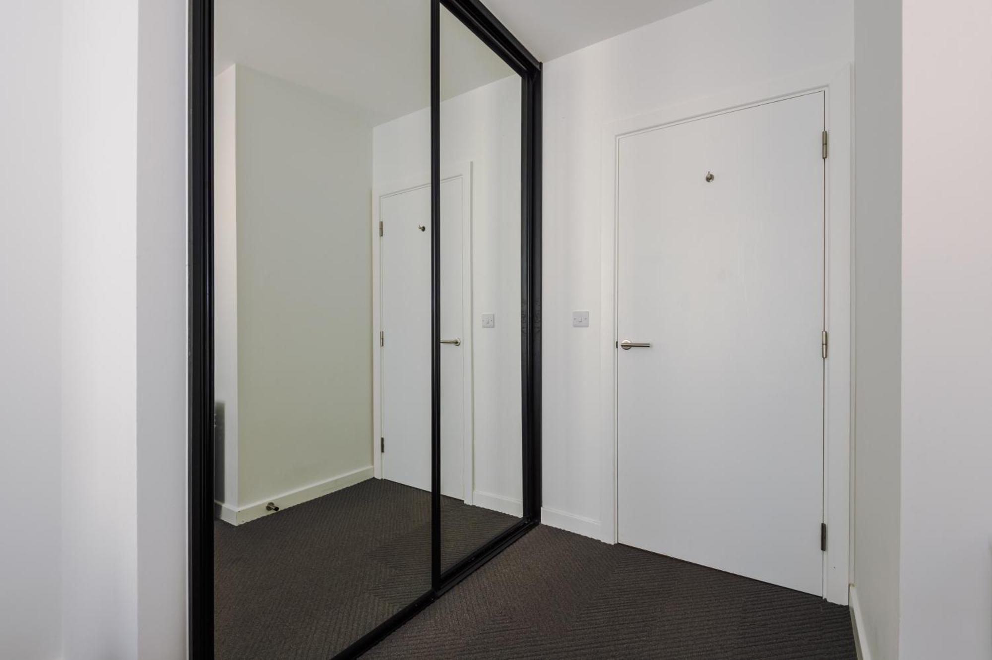 Hilltop Serviced Apartments - Ancoats Манчестер Екстер'єр фото