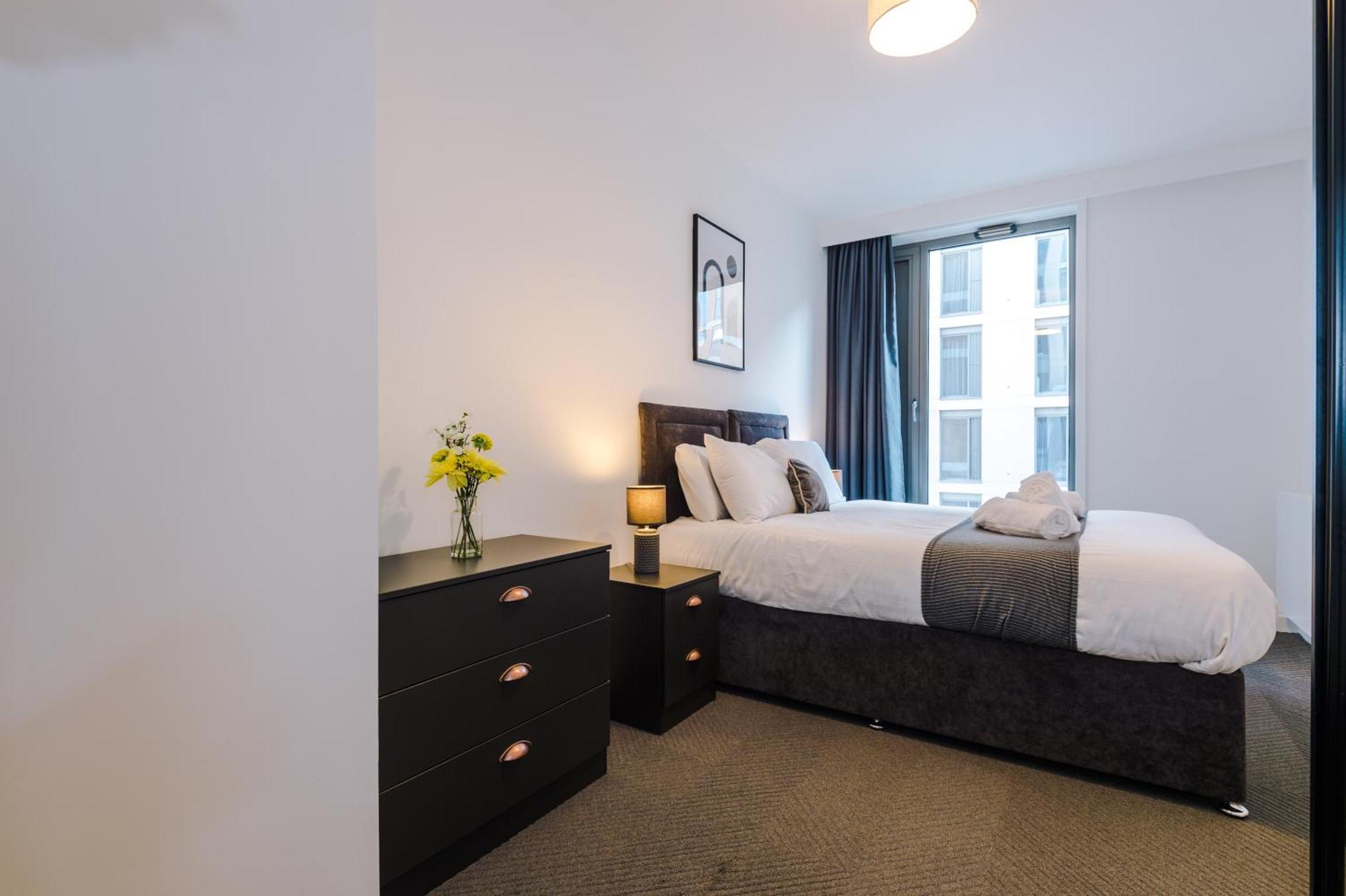 Hilltop Serviced Apartments - Ancoats Манчестер Екстер'єр фото